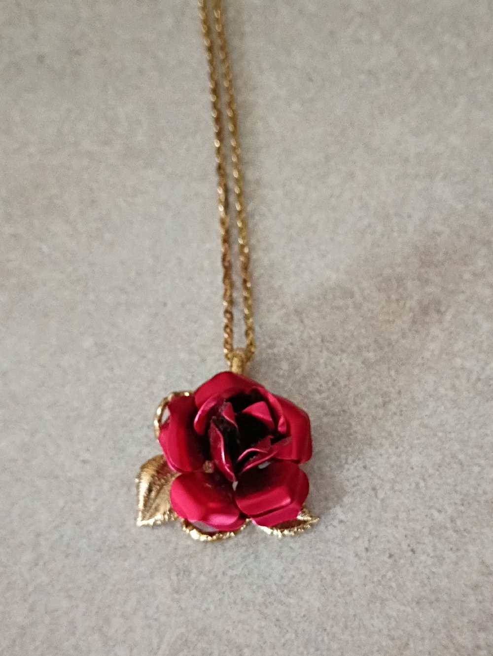 Vintage Red Rose Pendant With Gold Tone Necklace